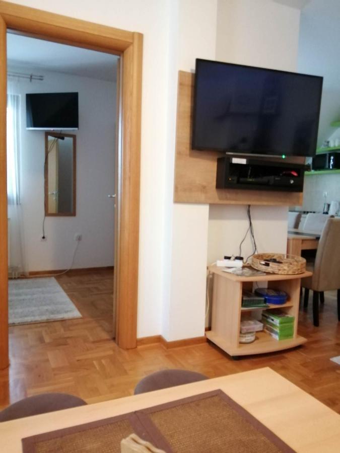 Zlatiborski Konaci K15 Luaran gambar